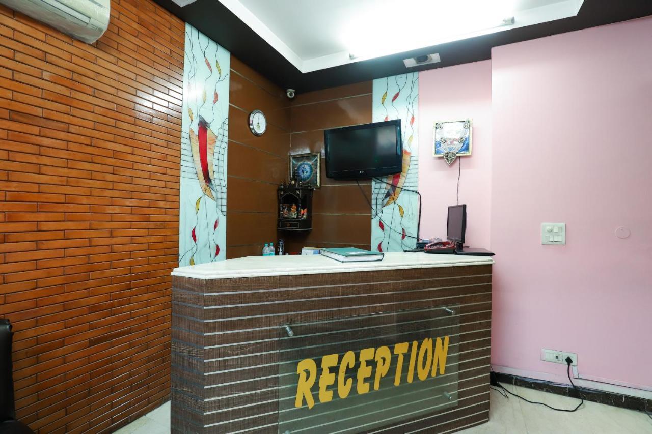 Hotel O J P Inn Near Patel Nagar Metro Station นิวเดลี ภายนอก รูปภาพ