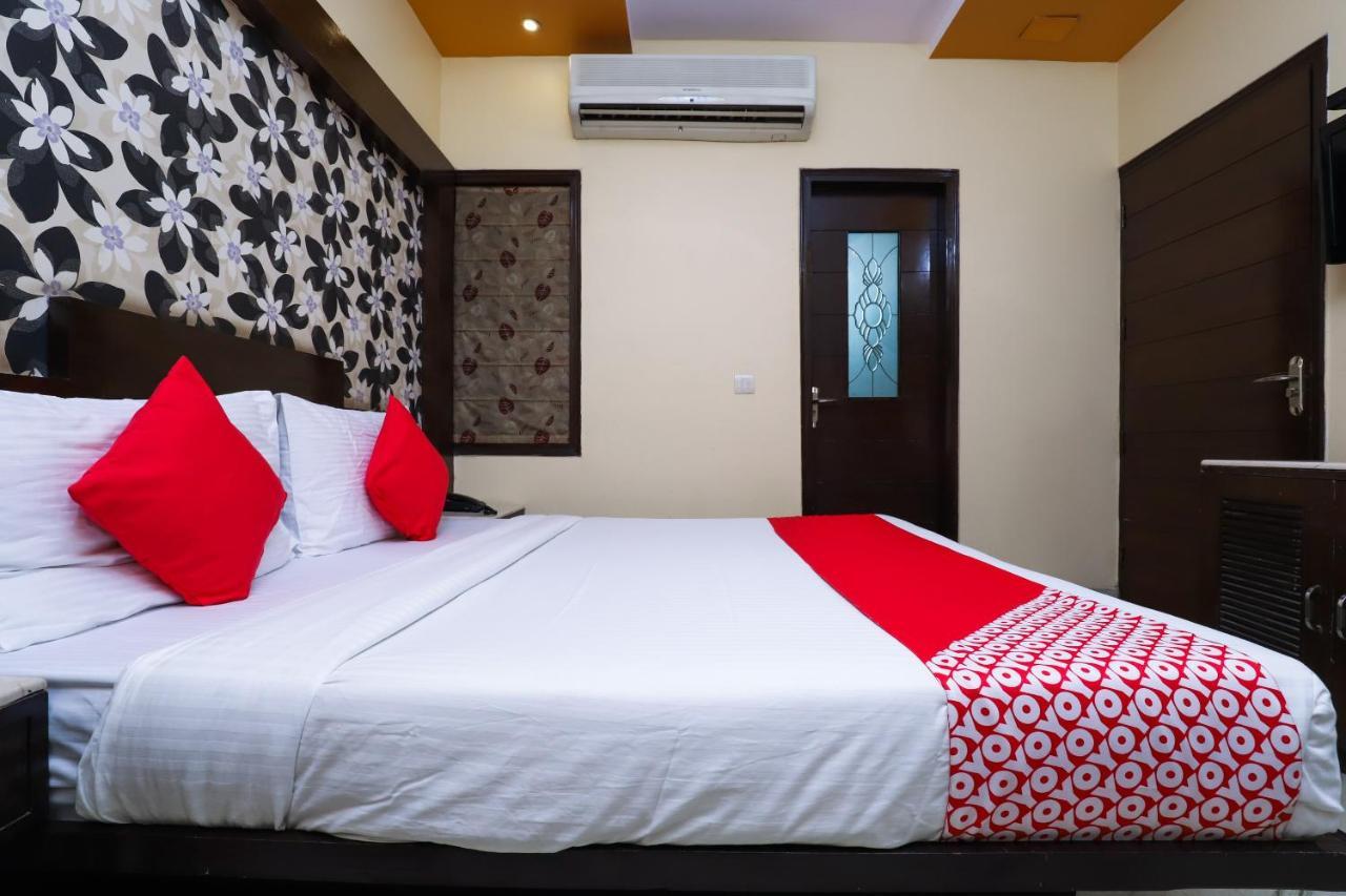 Hotel O J P Inn Near Patel Nagar Metro Station นิวเดลี ภายนอก รูปภาพ