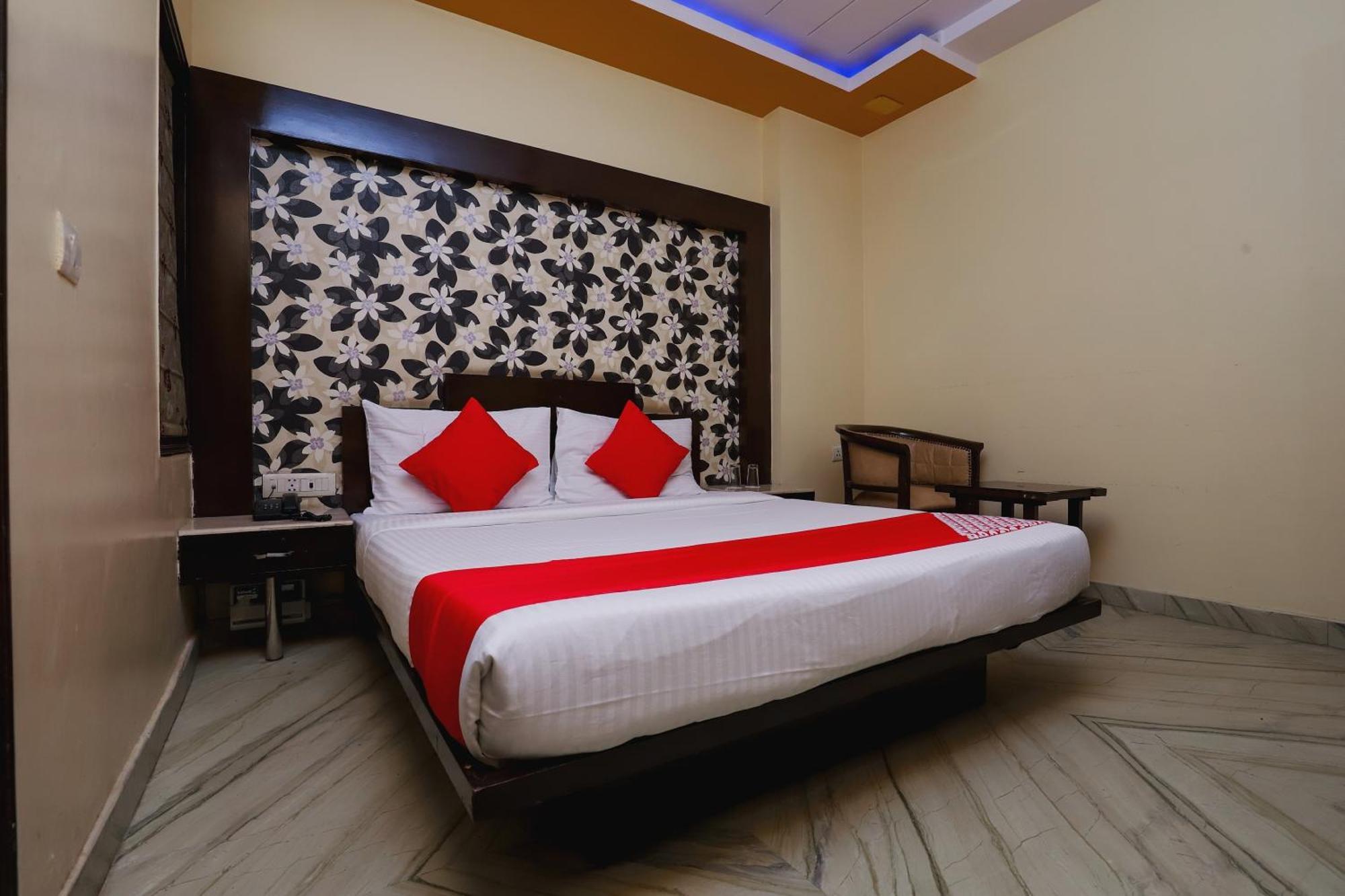Hotel O J P Inn Near Patel Nagar Metro Station นิวเดลี ภายนอก รูปภาพ