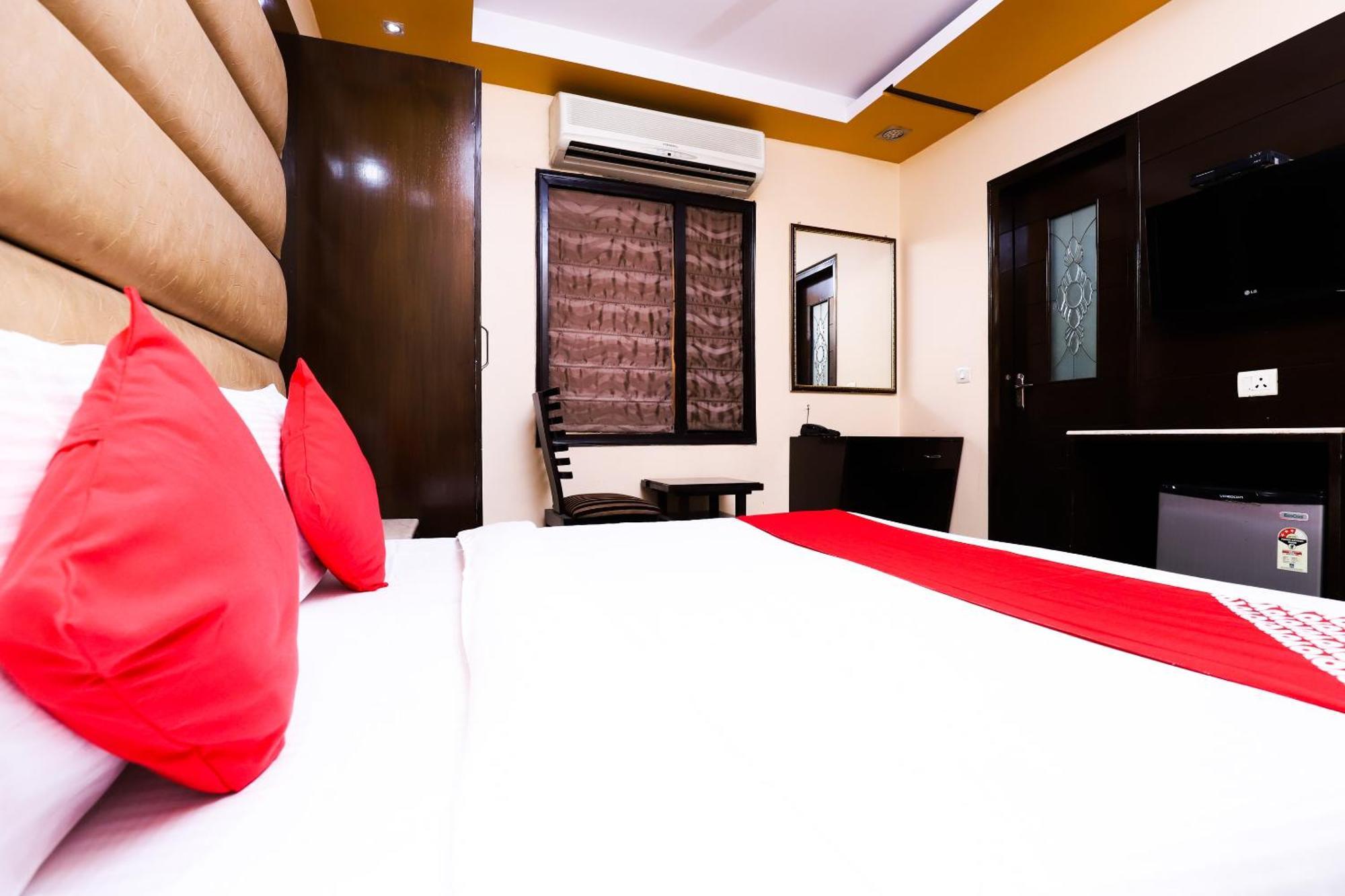 Hotel O J P Inn Near Patel Nagar Metro Station นิวเดลี ภายนอก รูปภาพ